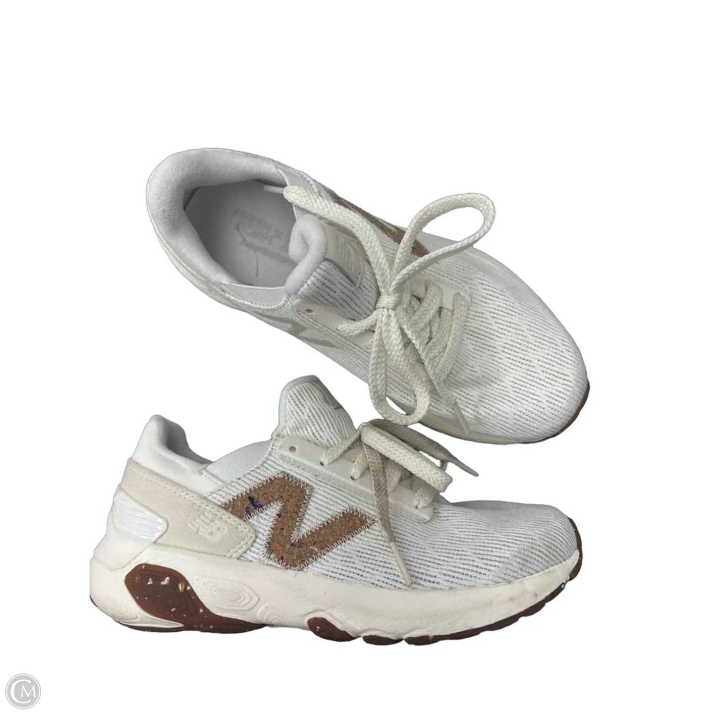Shoes Athletic By New Balance In Cream, Size: 6.5