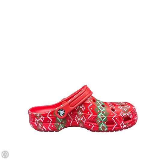 Shoes Flats By Crocs In Green & Red, Size: 8
