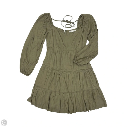 Dress Casual Short By Clothes Mentor In Green, Size: M