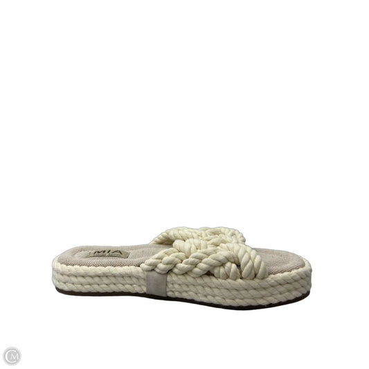 Sandals Flats By Mia In Cream, Size: 8