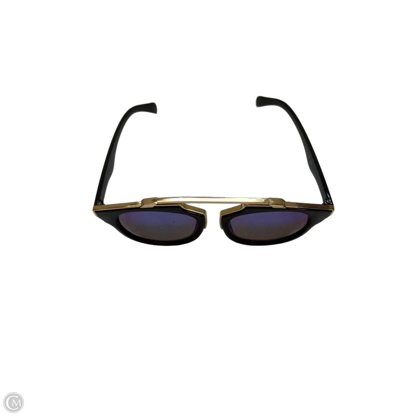 Sunglasses By Clothes Mentor, Size: