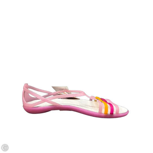 Shoes Flats By Crocs In Pink, Size: 11