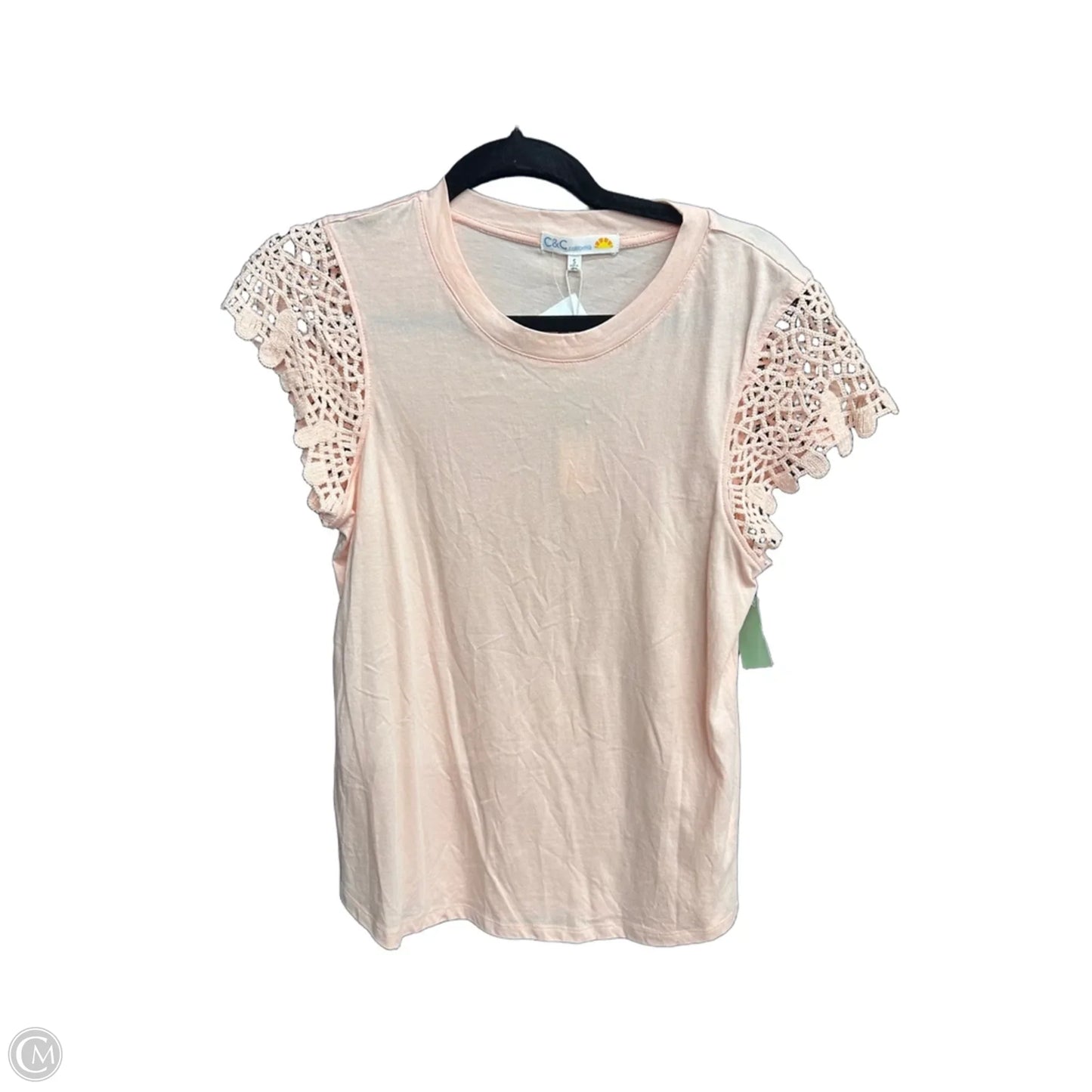 Top Short Sleeve By C And C In Coral, Size: S