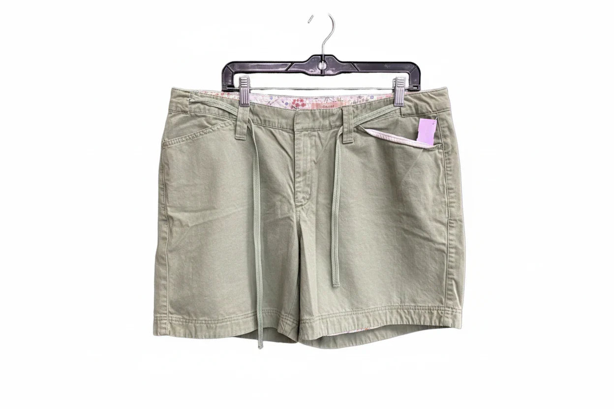Shorts By Natural Reflections In Green, Size: 18