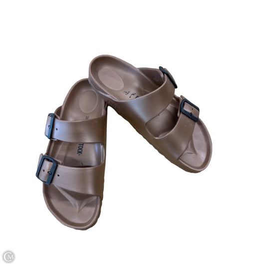 Sandals Flats By Birkenstock In Bronze, Size: 7