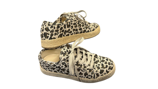 Shoes Sneakers By Not Rated In Animal Print, Size: 6.5