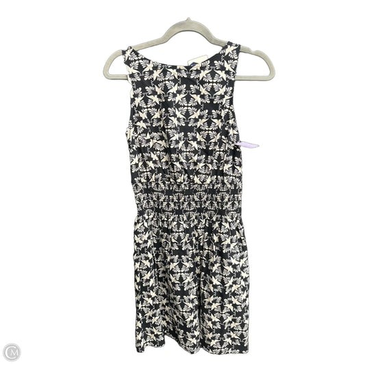 Dress Casual Short By Universal Thread In Floral Print, Size: S
