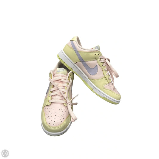 Shoes Sneakers By Nike In Multi-colored, Size: 7.5