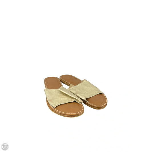 Sandals Flats By Clothes Mentor In Gold, Size: 7