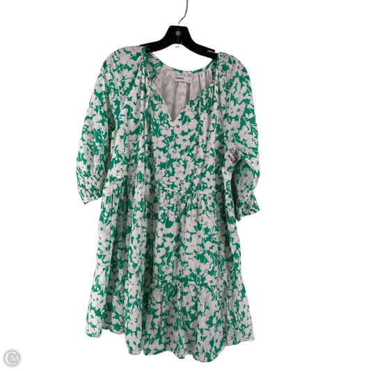 Dress Casual Short By Clothes Mentor In Green & White, Size: L