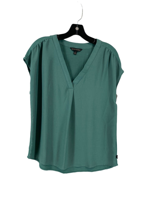 Green Top Sleeveless Banana Republic, Size M