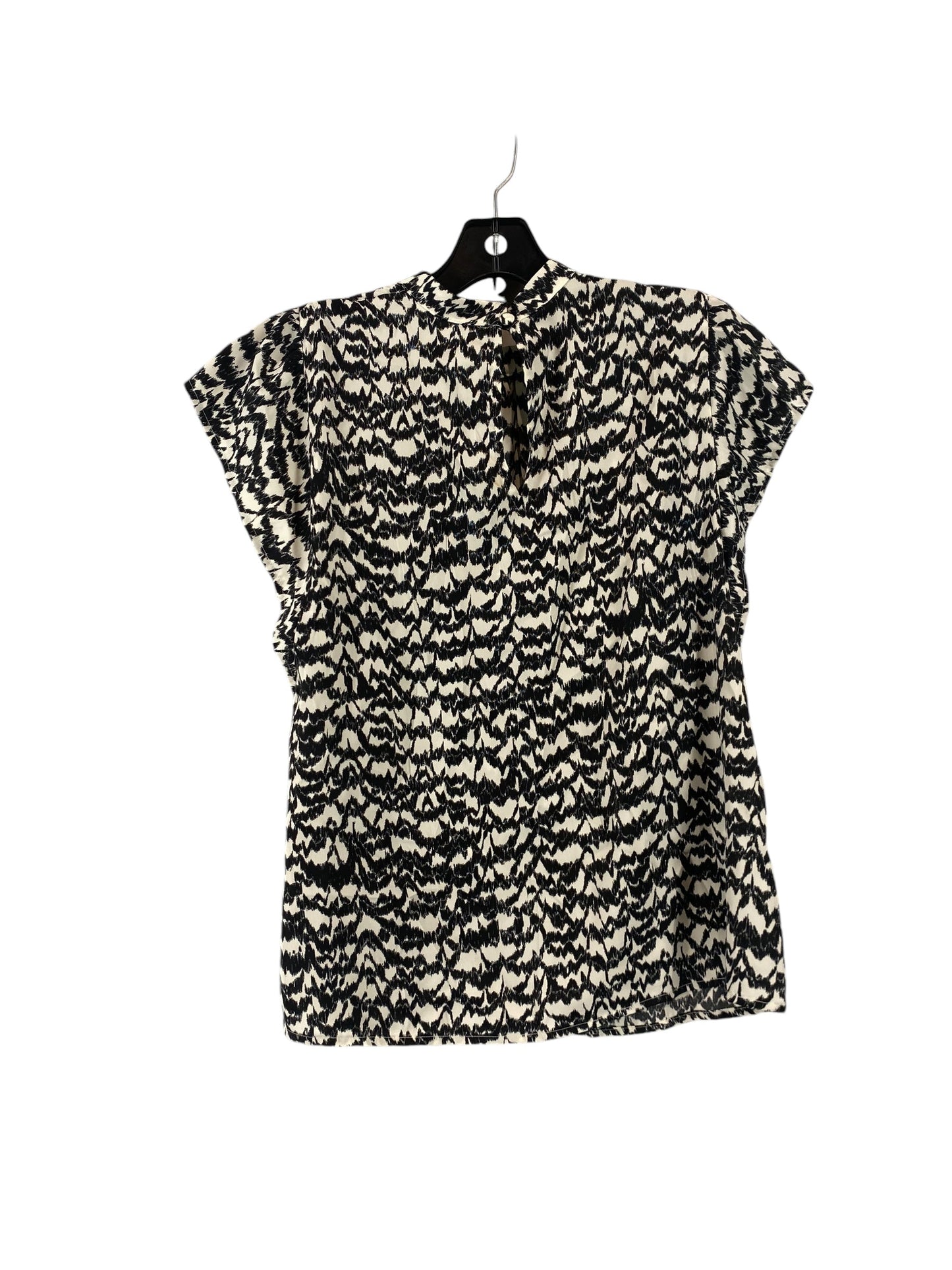 Top Short Sleeve By Nine West In Black, Size: M