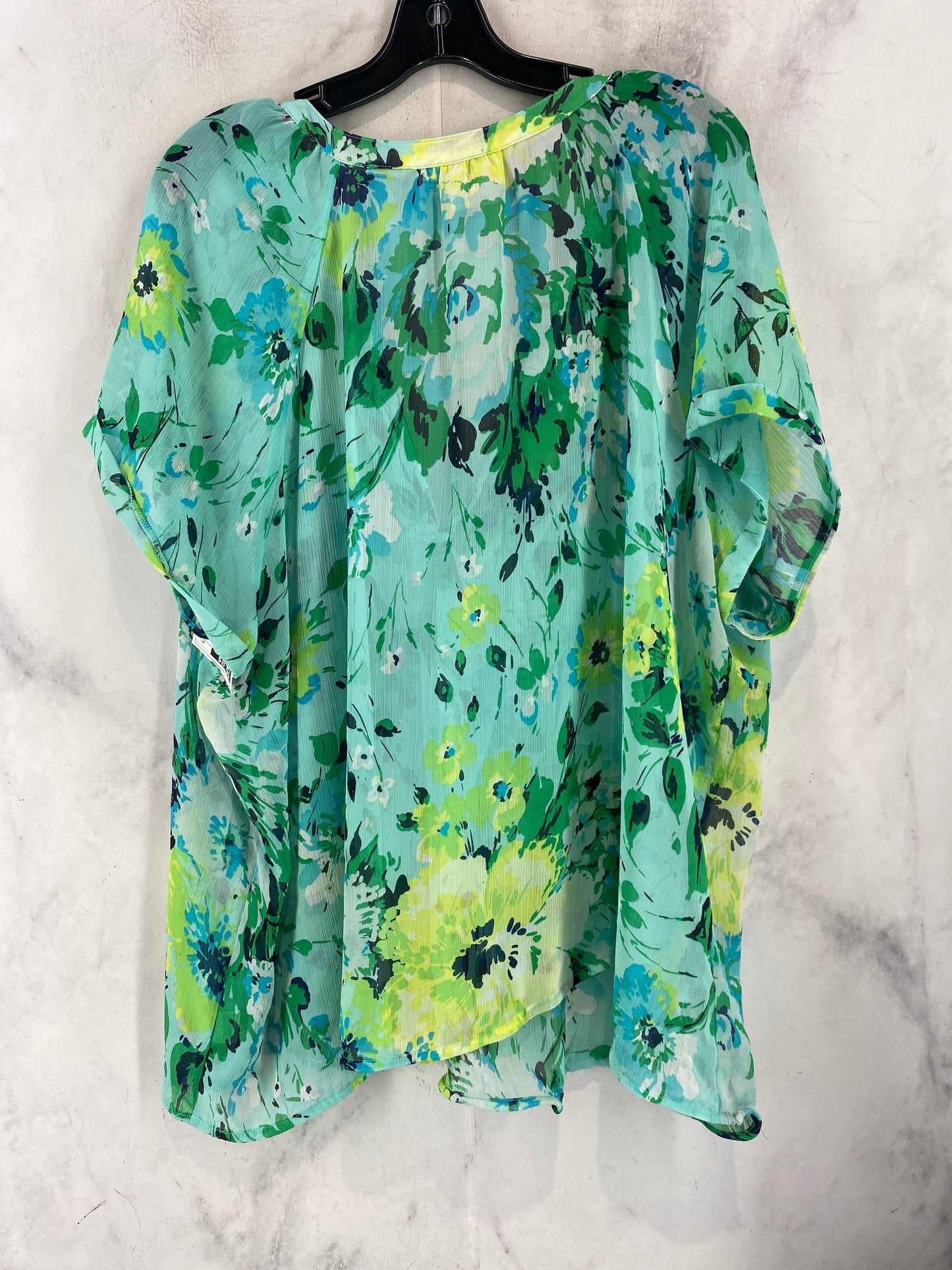 Top Short Sleeve By St Johns Bay In Green, Size: 3x