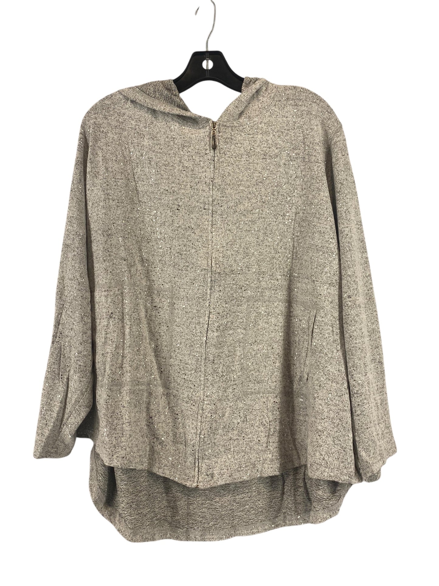 Athletic Top Long Sleeve Hoodie By Clothes Mentor In Grey, Size: 3x