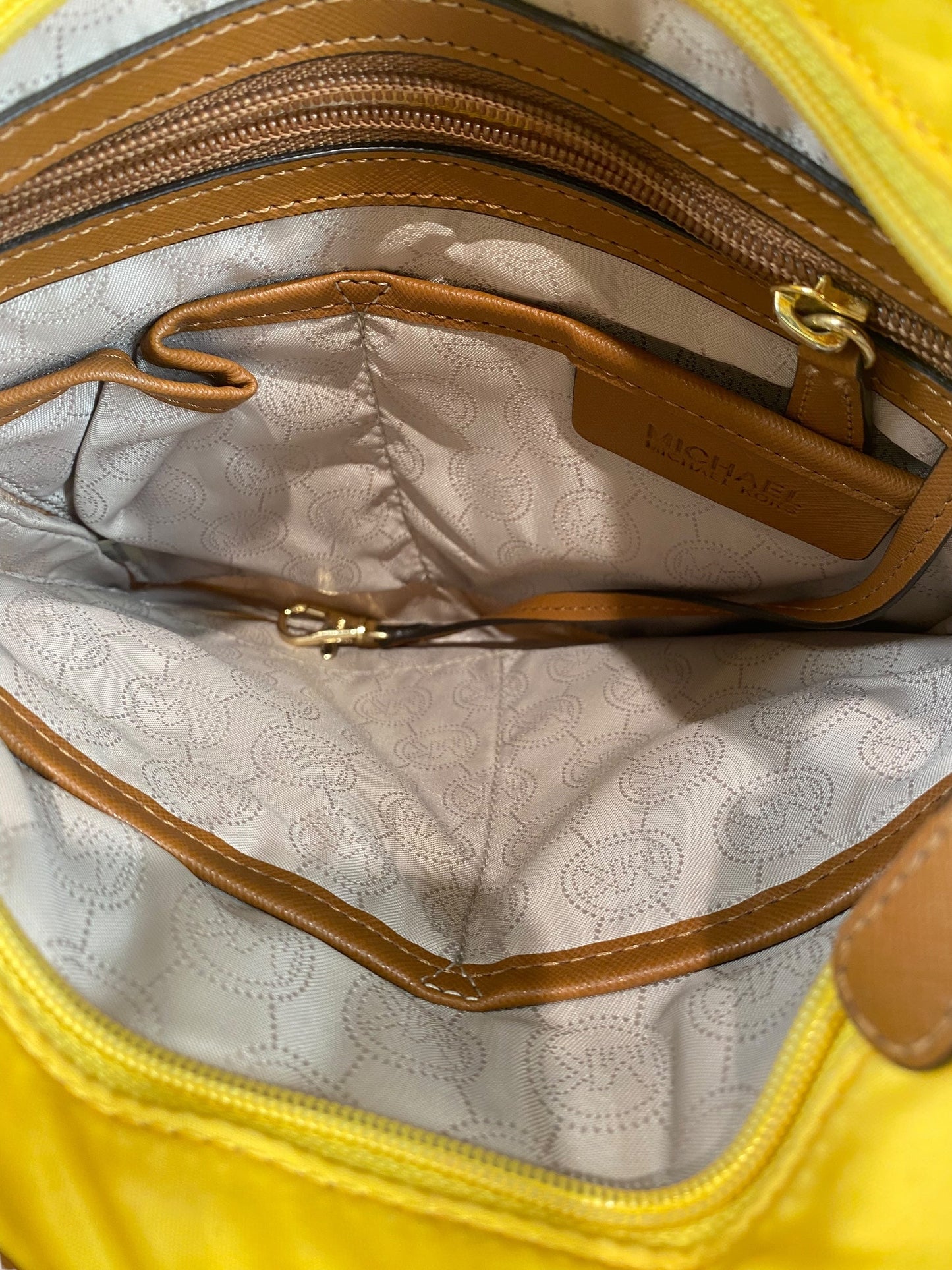 Crossbody Michael Kors, Size Medium