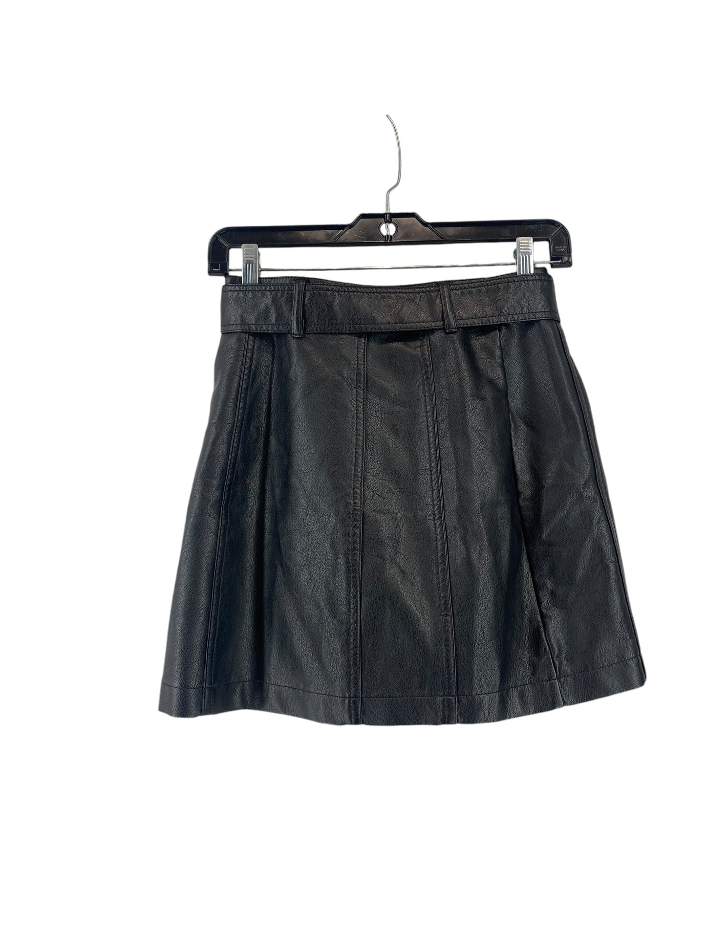 Skirt Mini & Short By Haute Monde In Black, Size: S