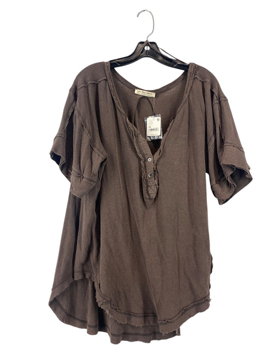 Top Short Sleeve By We The Free In Brown, Size: M