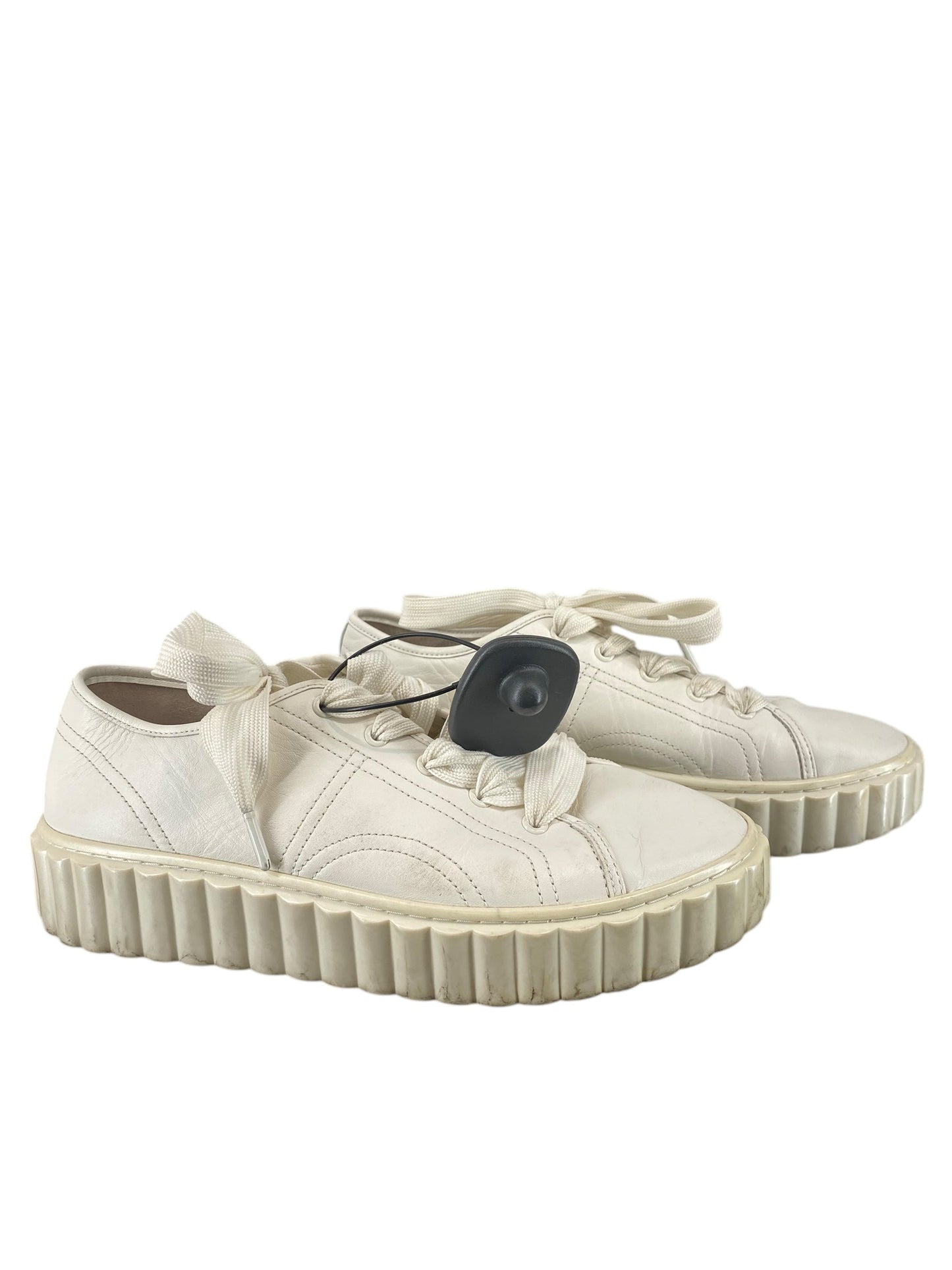 Shoes Sneakers By Tory Burch In White, Size: 8.5