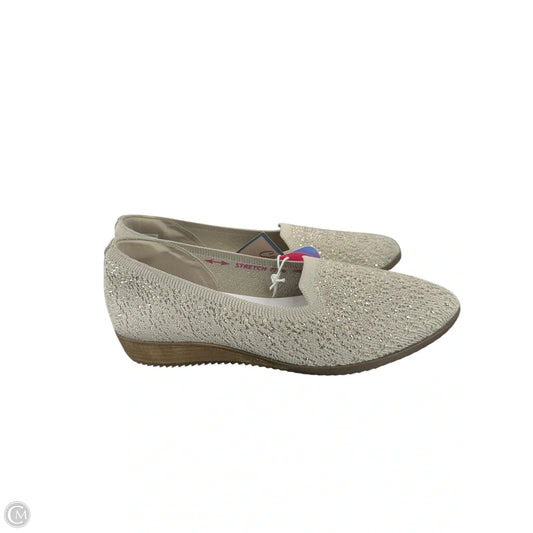 Shoes Flats By Skechers In Grey, Size: 10