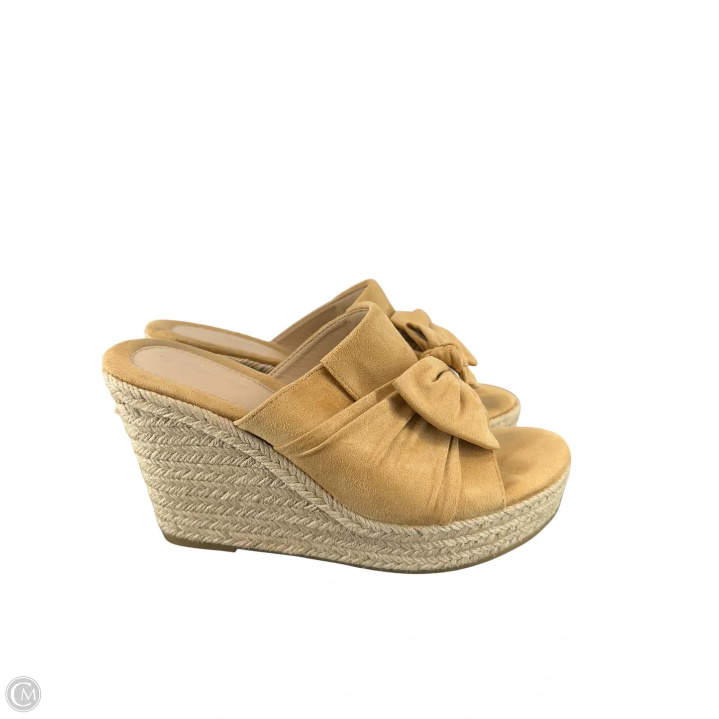 Shoes Heels Wedge By Clothes Mentor In Tan, Size: 8