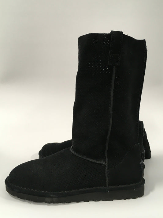 Black Boots Mid-calf Flats Ugg, Size 8