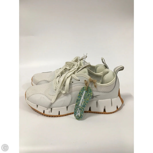 Shoes Athletic By Reebok In White, Size: 8