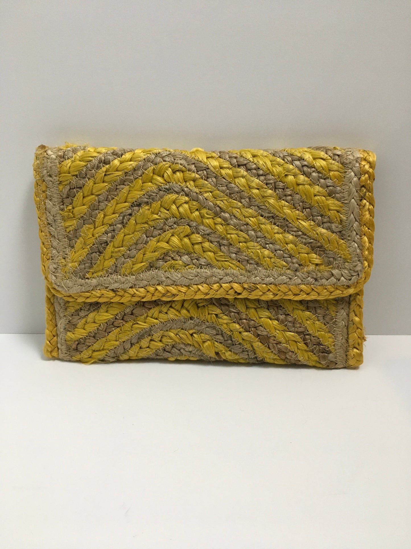 Clutch By Express, Size: Medium