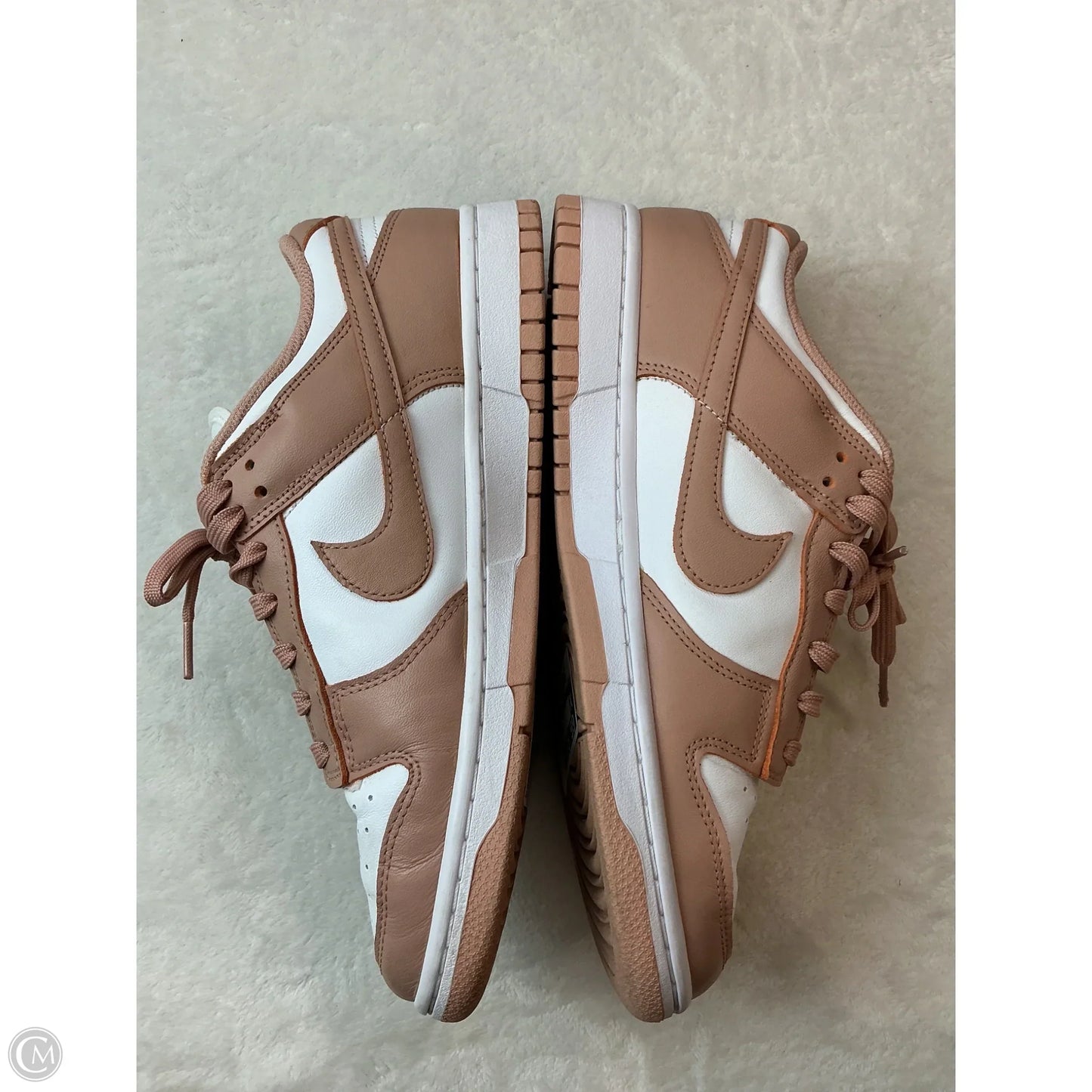 Shoes Sneakers By Nike In Pink & White, Size: 10.5