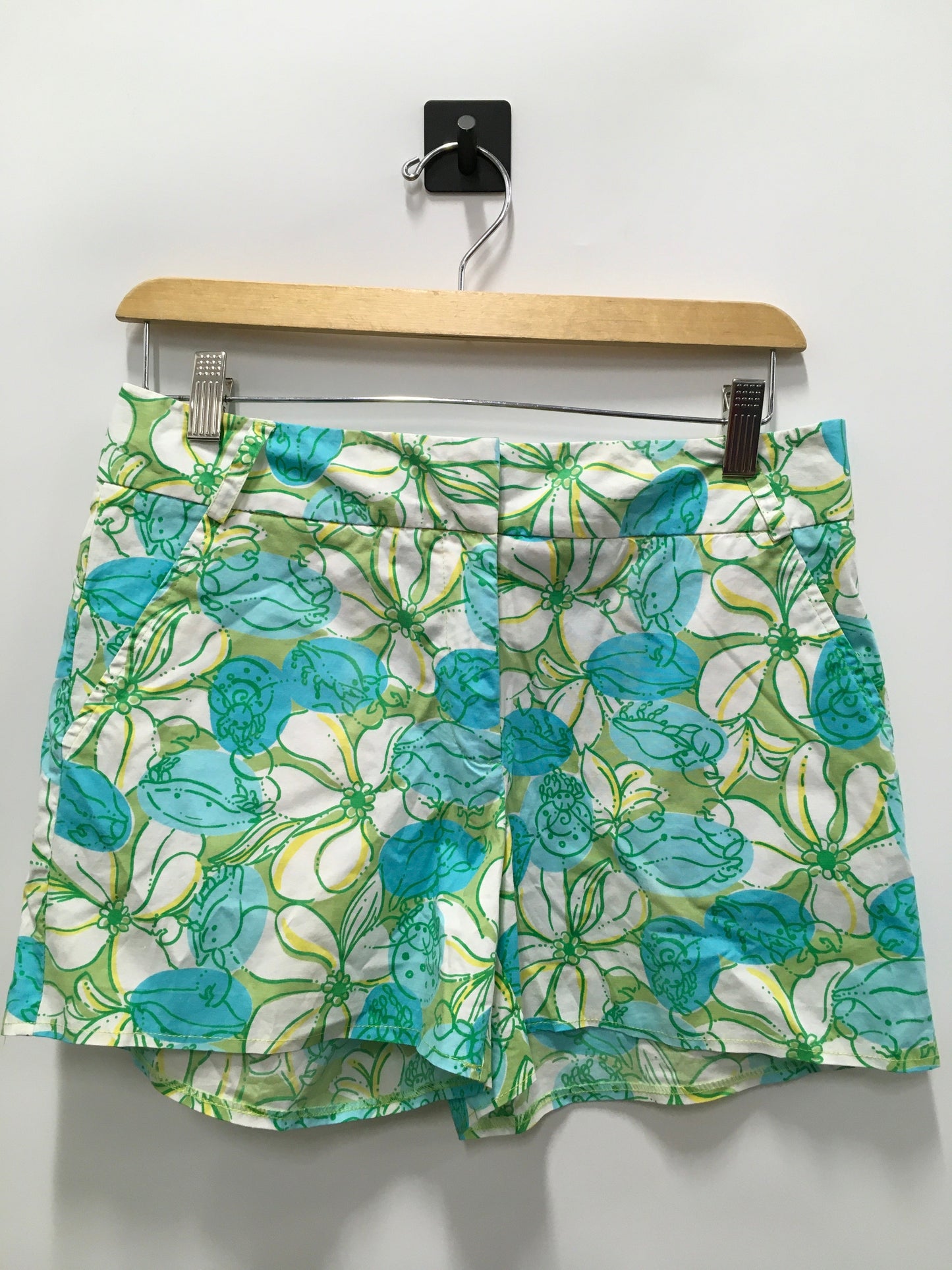 Shorts By Lilly Pulitzer  Size: 6