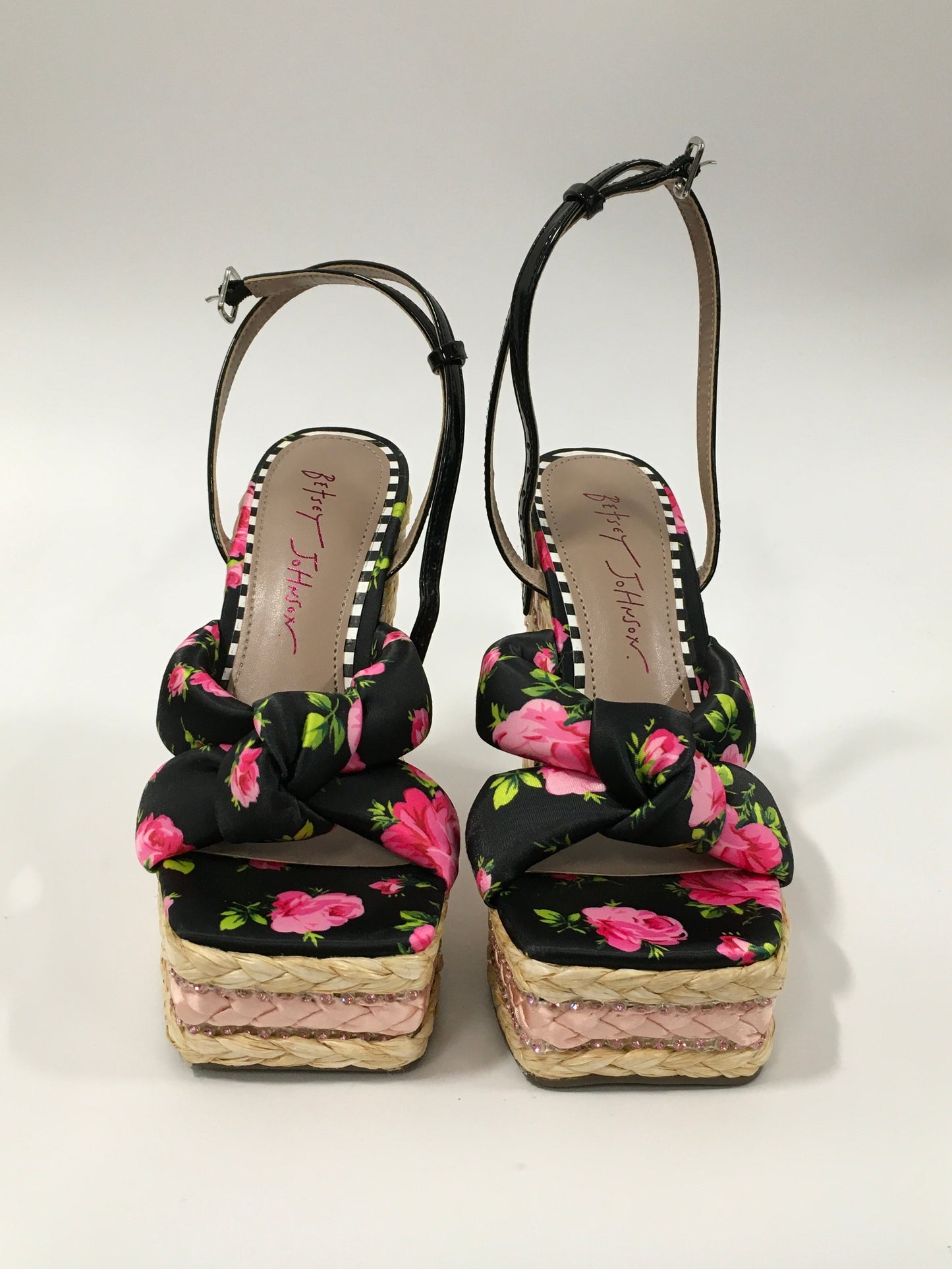 Floral Print Sandals Heels Wedge Betsey Johnson, Size 5.5