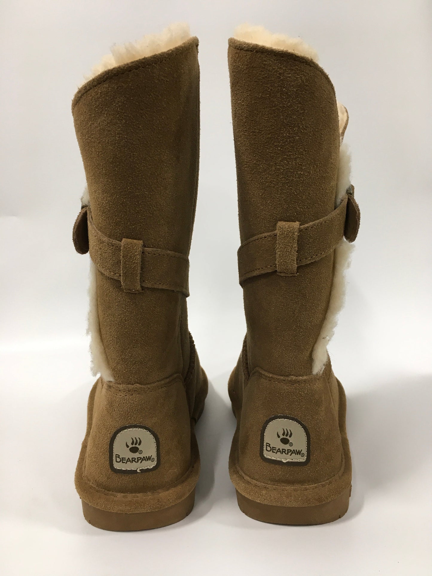 Boots Snow By Bearpaw In Brown, Size: 6