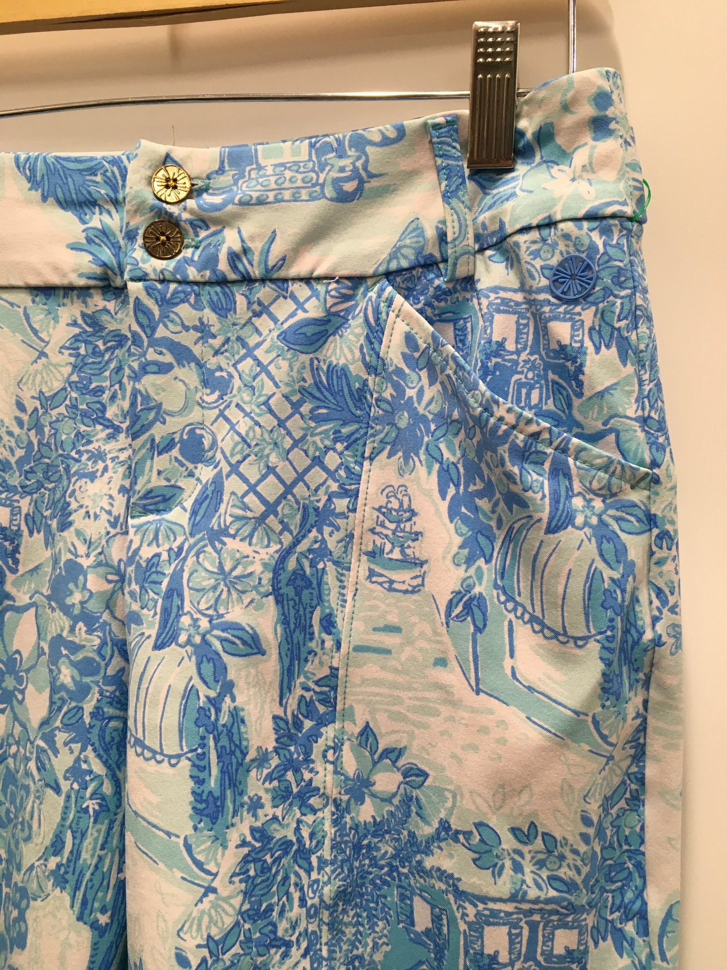 Shorts By Lilly Pulitzer  Size: 4