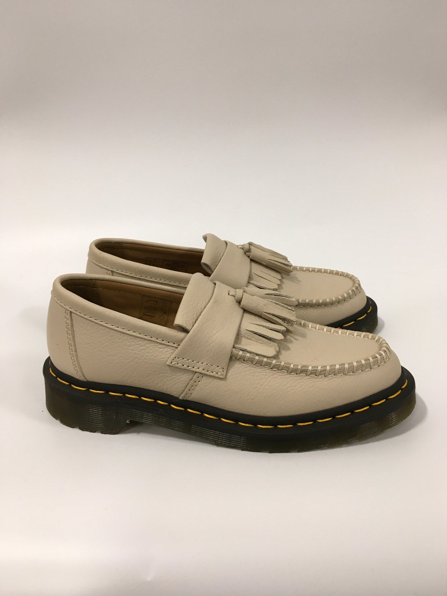 Shoes Flats By Dr Martens  Size: 7