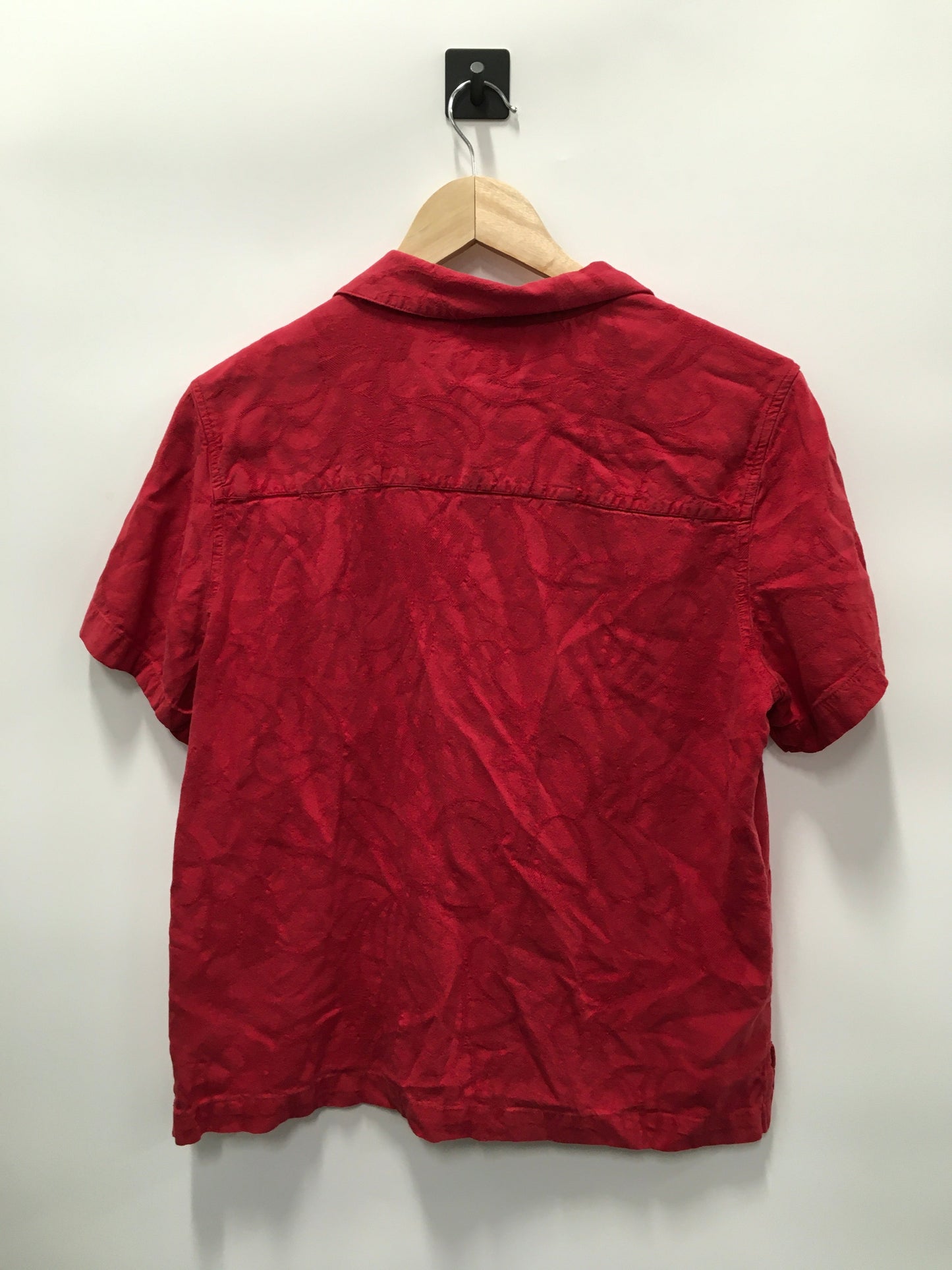 Red Top Short Sleeve Jamaica Bay, Size L