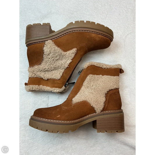 Boots Ankle Heels By Naturalizer In Tan, Size: 6.5