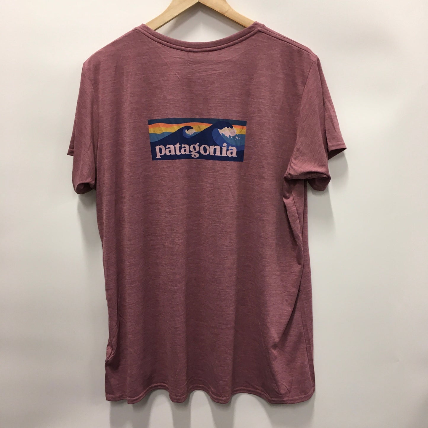 Top Short Sleeve By Patagonia  Size: Xxl