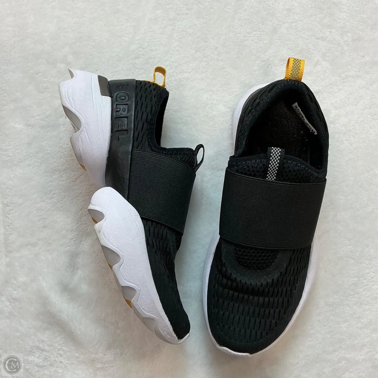 Shoes Athletic By Sorel In Black & White, Size: 5