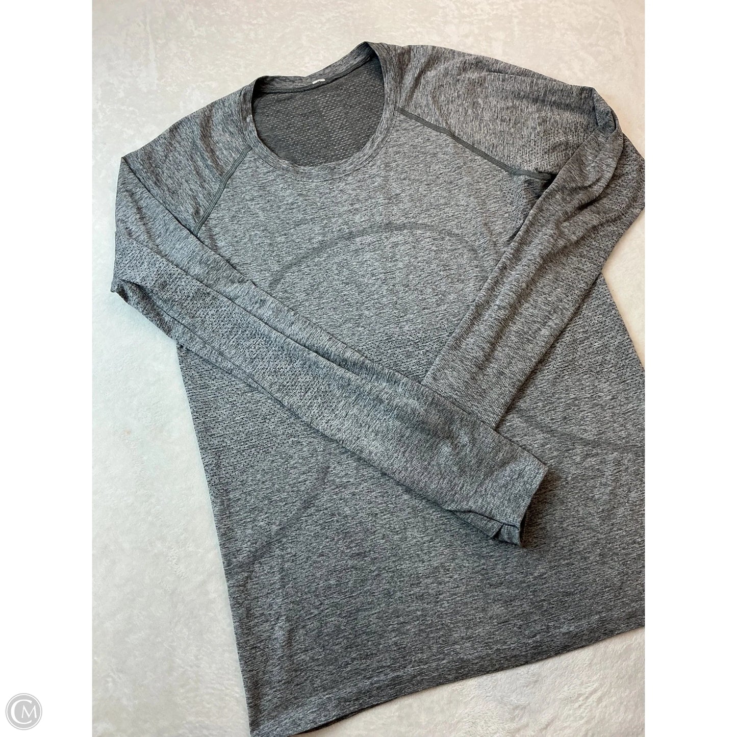 Athletic Top Long Sleeve Crewneck By Lululemon In Grey, Size: 12