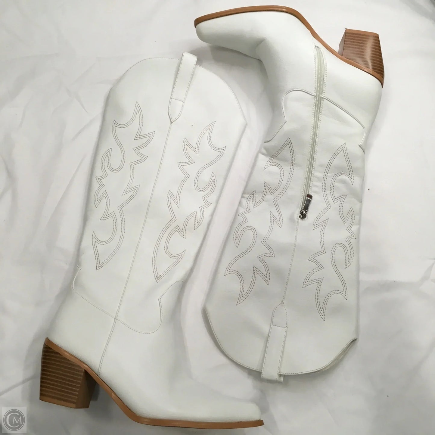 Boots Western By Clothes Mentor In White, Size: 9