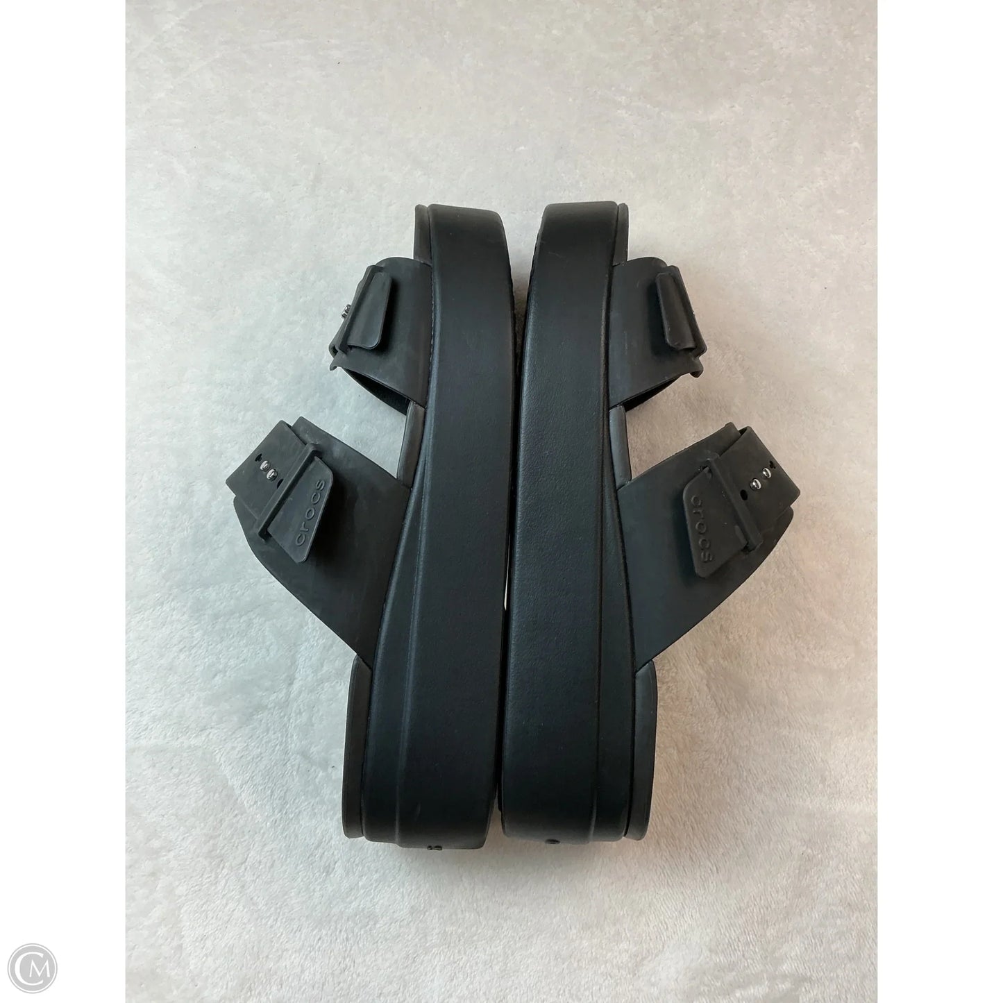 Sandals Flats By Crocs In Black, Size: 11