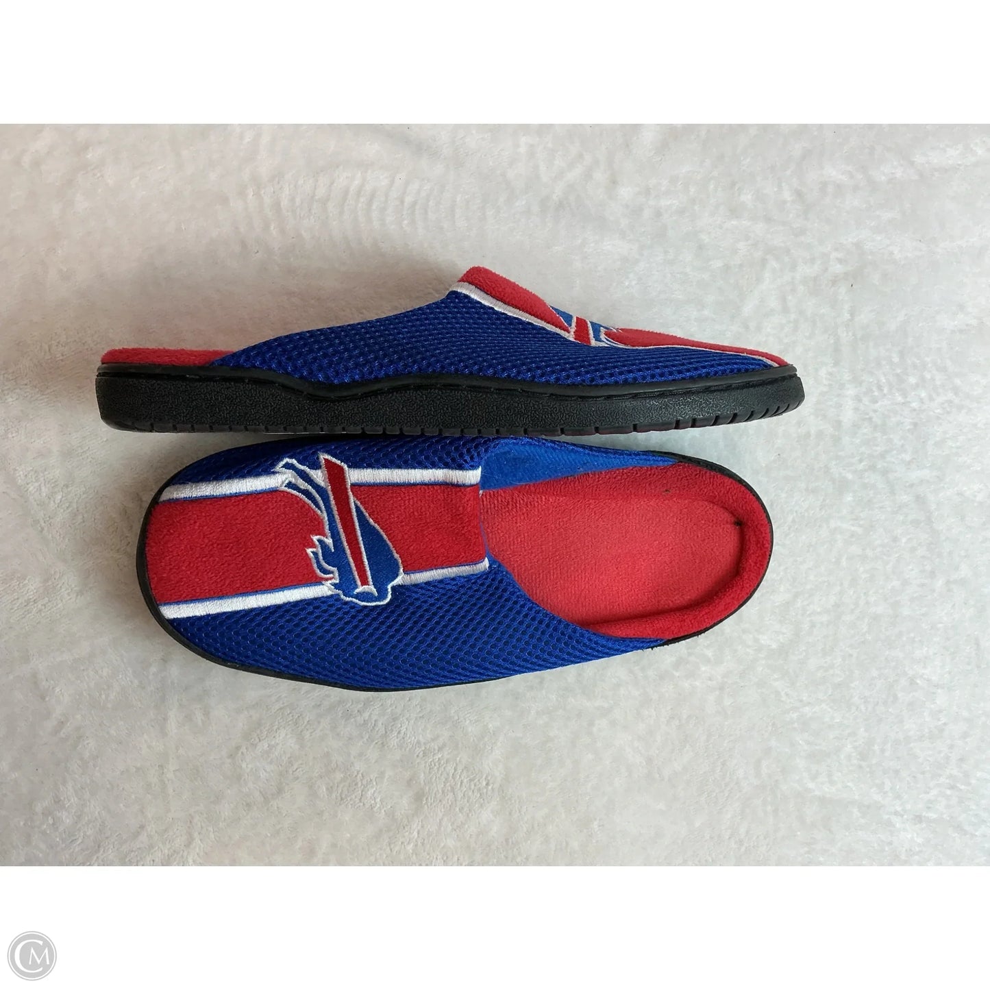 Slippers By Clothes Mentor In Blue & Red, Size: 7
