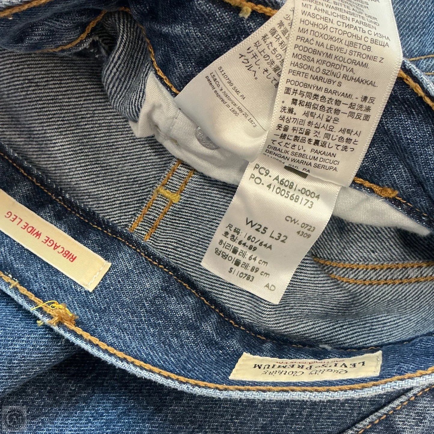 Jeans Wide Leg By Levis In Blue Denim, Size: 2