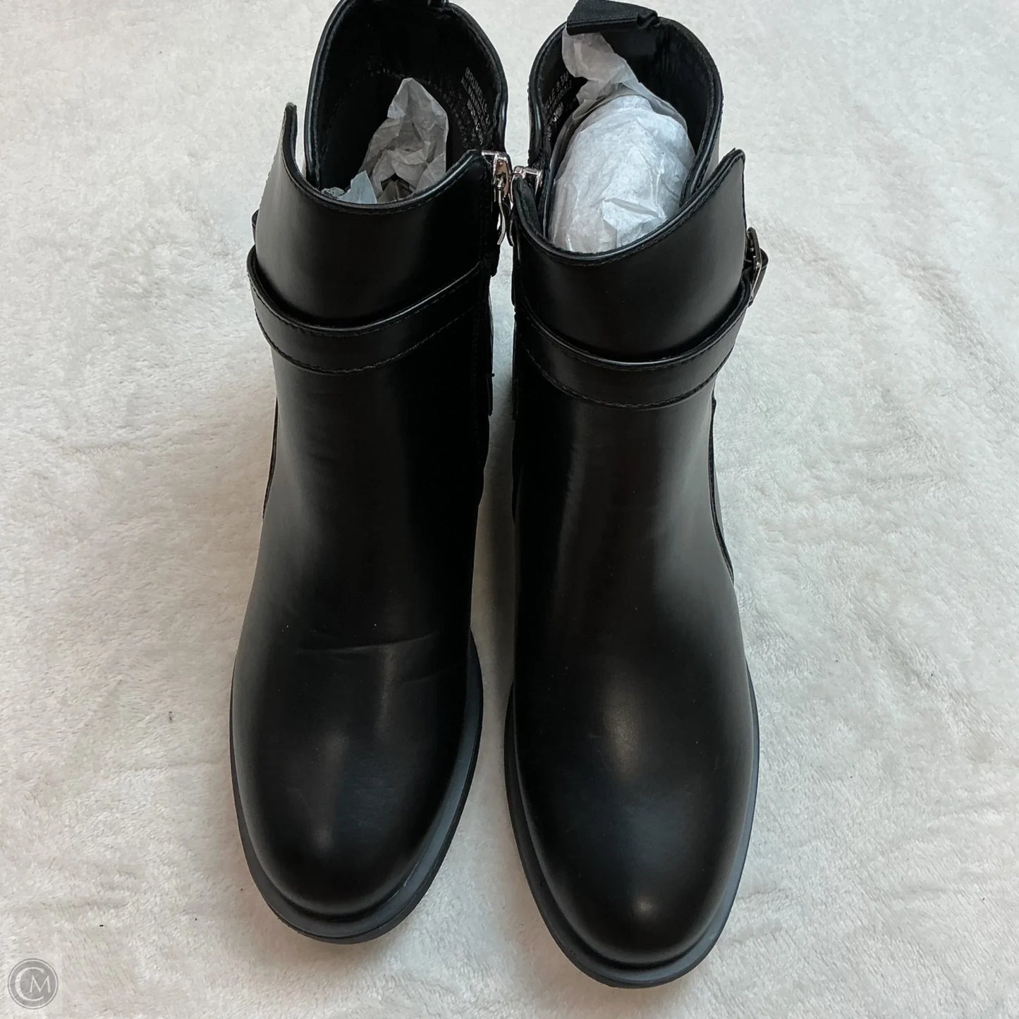 Boots Ankle Flats By Clothes Mentor In Black, Size: 8.5