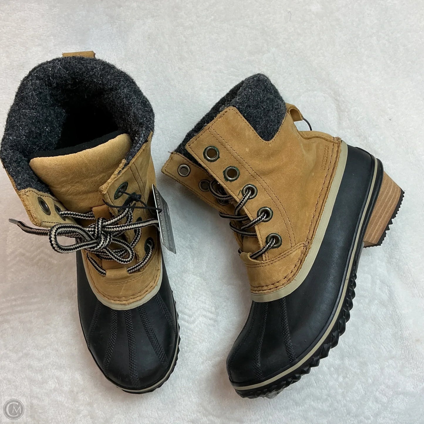 Boots Ankle Flats By Sorel In Tan, Size: 7