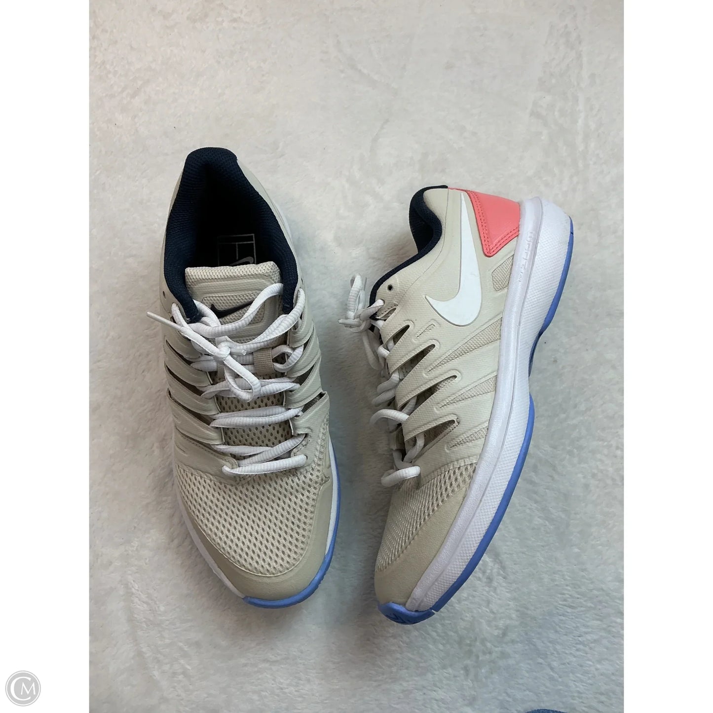 Shoes Athletic By Nike In Cream, Size: 8.5