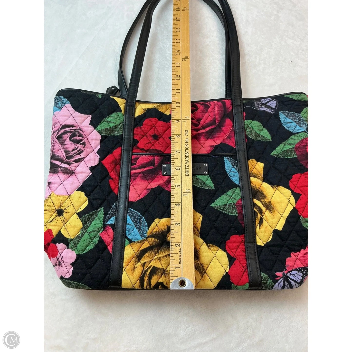 Handbag By Vera Bradley, Size: Large