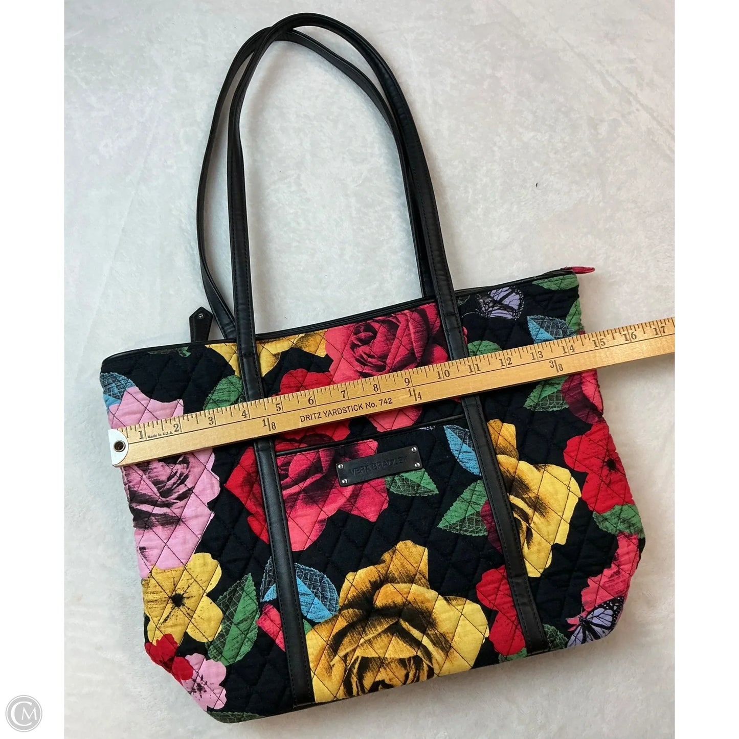 Handbag By Vera Bradley, Size: Large