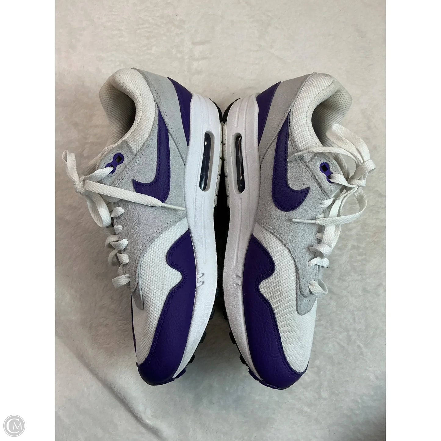 Shoes Sneakers By Nike In Purple & White, Size: 9
