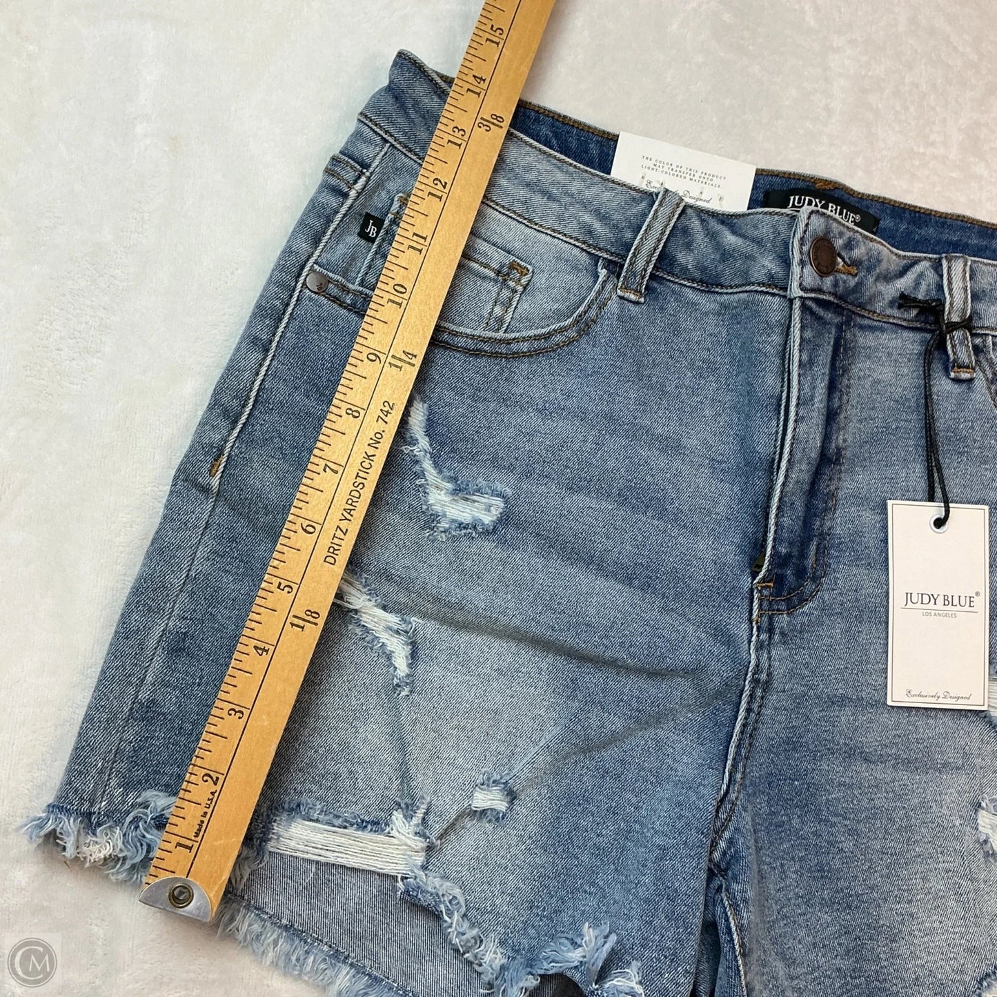 Shorts By Judy Blue In Blue Denim, Size: Xl