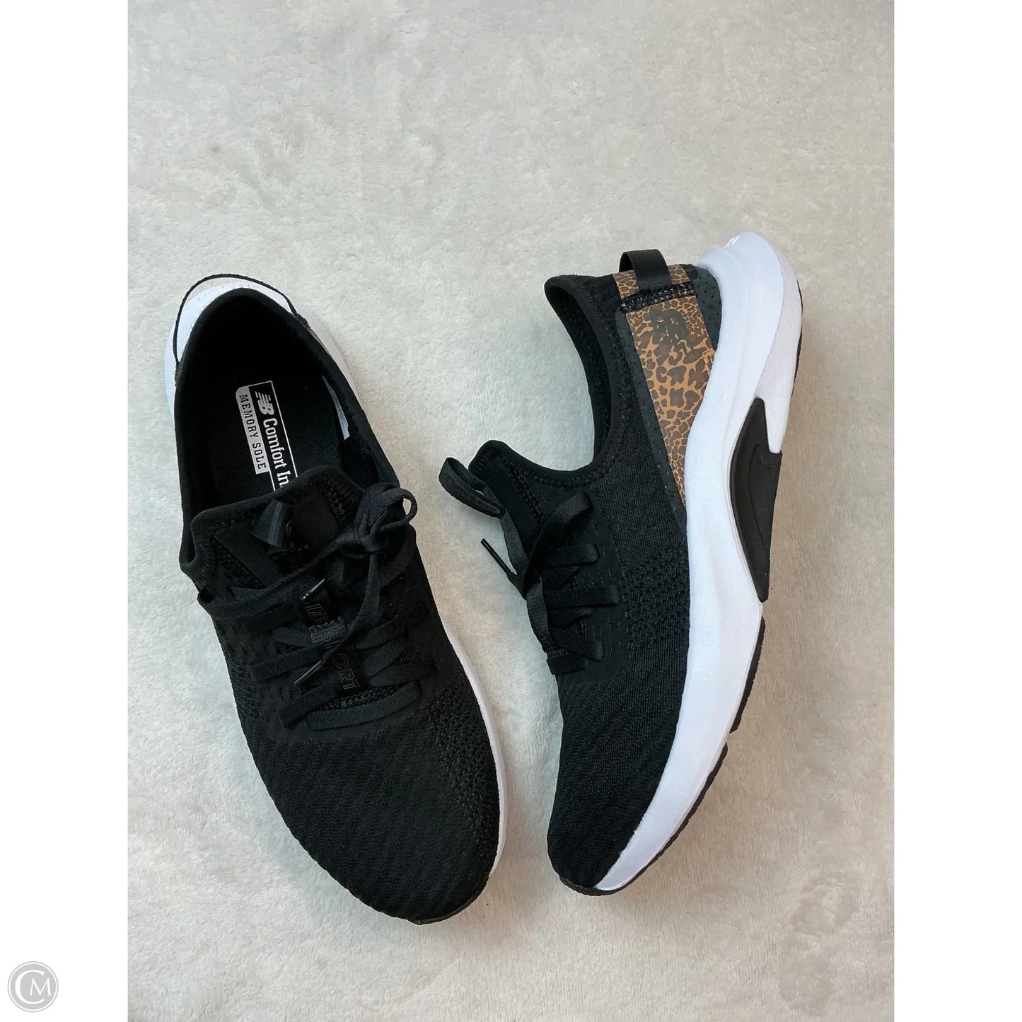 Shoes Sneakers By New Balance In Black, Size: 8